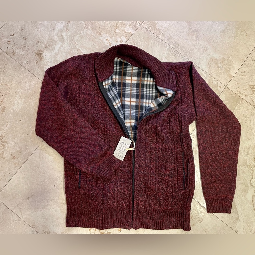 New with Tags! Men’s Burgundy Zip Sweater w/ soft Plaid Lining  Size Large
